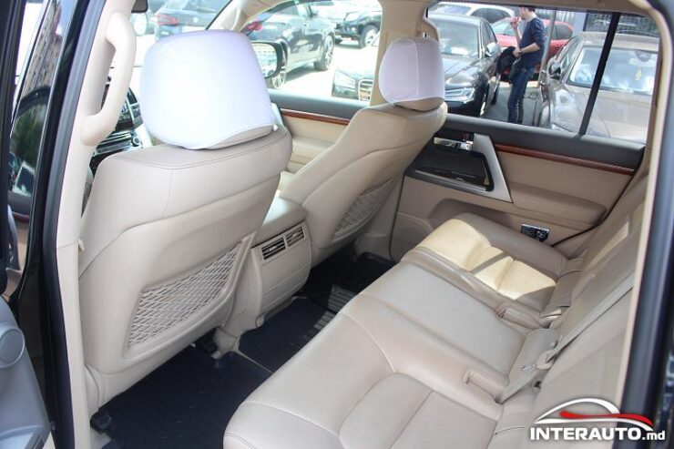 toyota Land Cruiser 2013