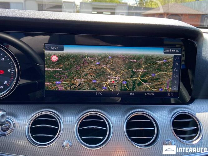 Mercedes E 220 41 mercedes E 220 2017