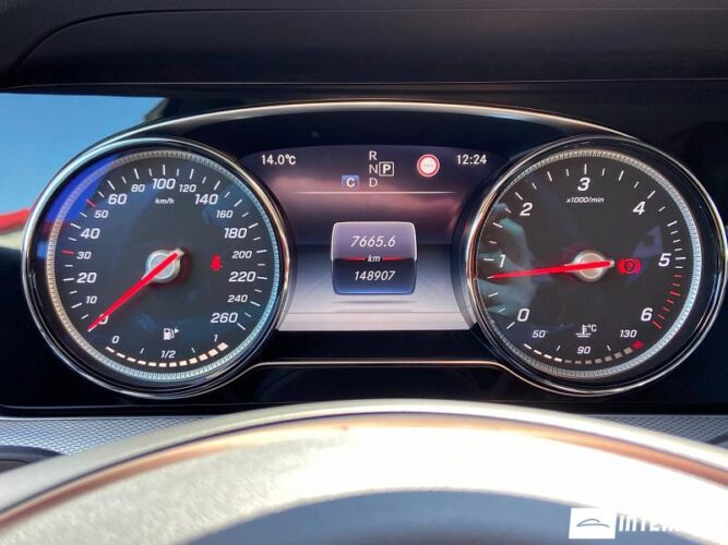 Mercedes E 220 38 mercedes E 220 2017