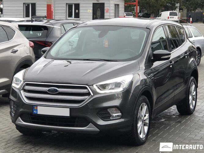 Ford Kuga 2018 doar la InterAuto
