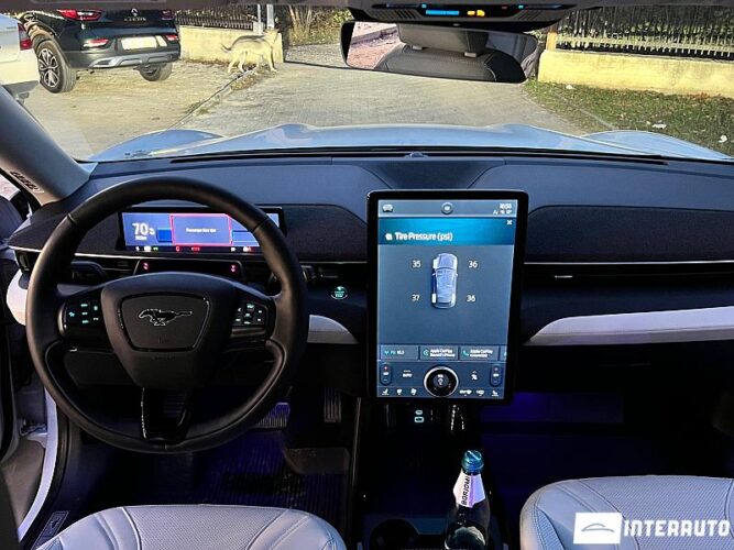 ford Mustang Mach-E 2021