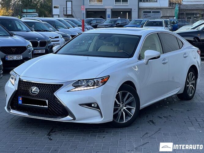 Lexus ES 300h 2016 doar la InterAuto