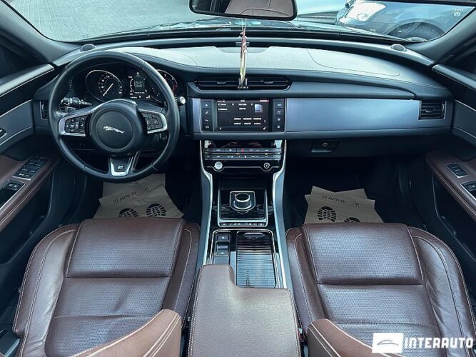 jaguar XF 2017
