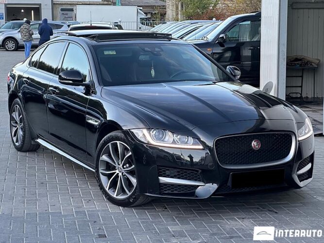 Jaguar XF 2017 doar la InterAuto