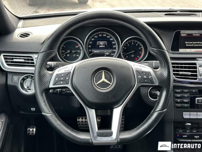 Mercedes E 200 38 mercedes E 200 2013