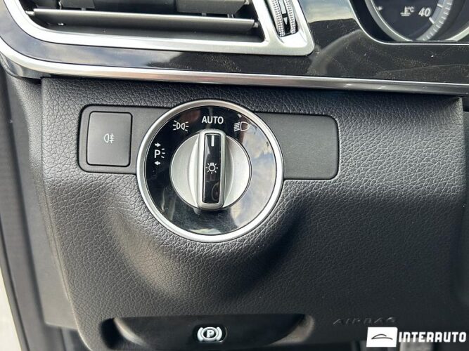 Mercedes E 200 37 mercedes E 200 2013