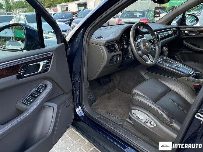 Porsche Macan 39 porsche Macan 2018