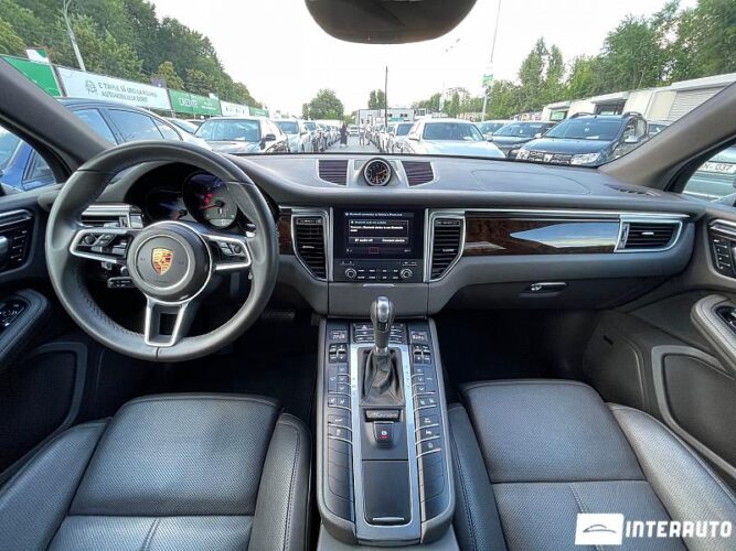 Porsche Macan 52 porsche Macan 2018