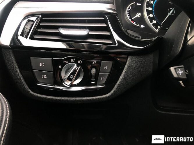 BMW 520 33 bmw 520 2017