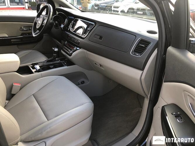 Kia Carnival 44 kia Carnival 2017