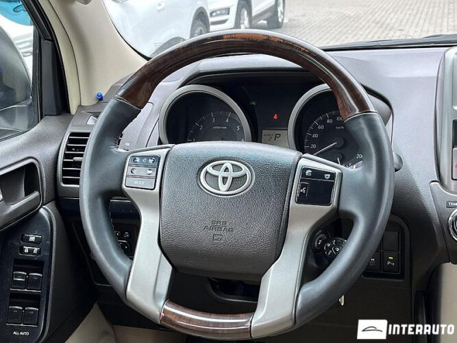 toyota Land Cruiser Prado 2010