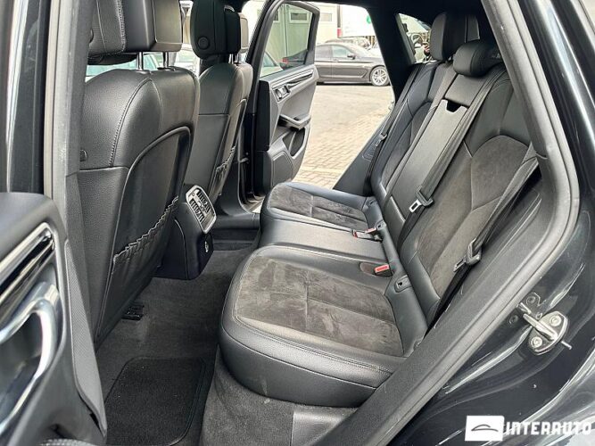 Porsche Macan 48 porsche Macan 2016