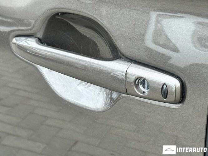 mitsubishi Outlander 2015