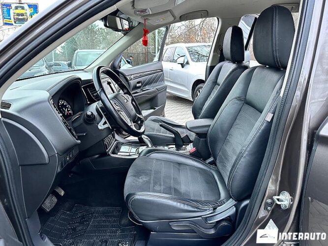 mitsubishi Outlander 2015