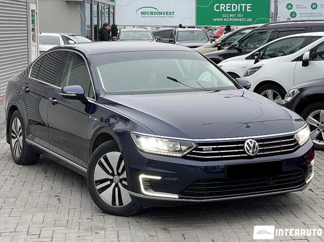 Volkswagen Passat GTE 2016 doar la InterAuto
