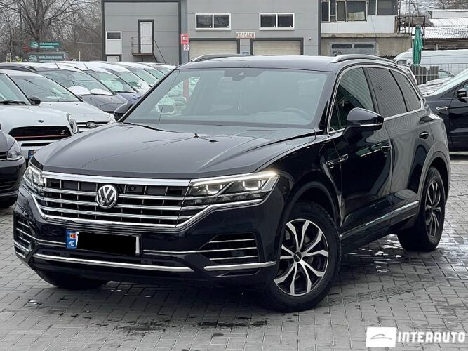 Volkswagen Touareg 2019 doar la InterAuto