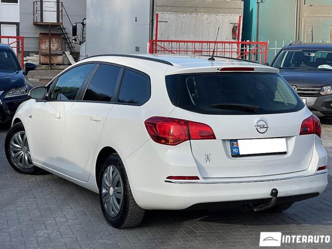 Opel Astra 35 opel Astra 2013