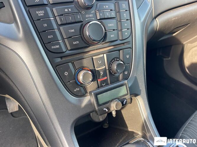 Opel Astra 45 opel Astra 2013