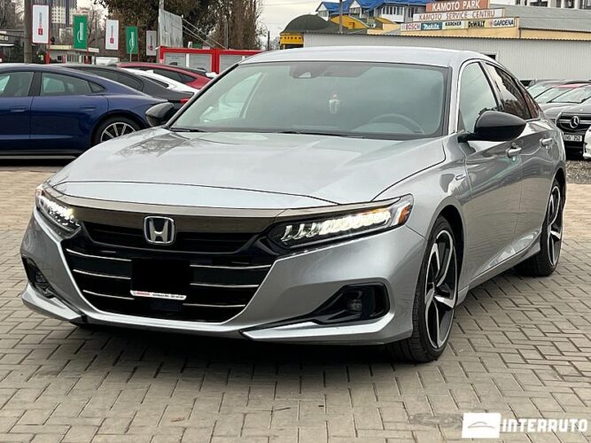 Honda Accord 2022 doar la InterAuto