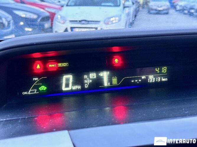 toyota Prius Plus / V 2013