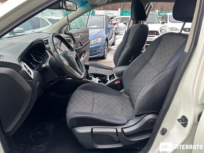 Nissan Qashqai 37 nissan Qashqai 2015