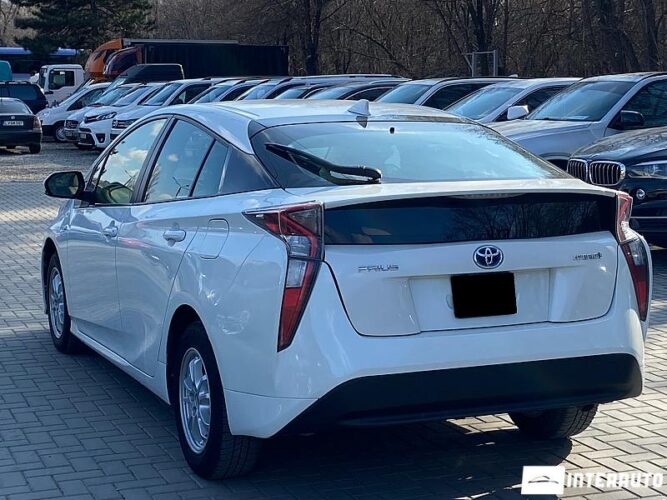 toyota Prius 2016