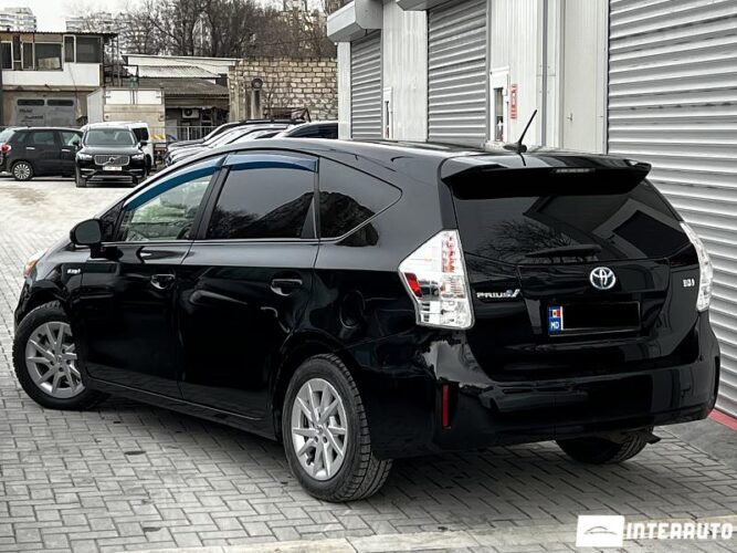 toyota Prius Plus / V 2012