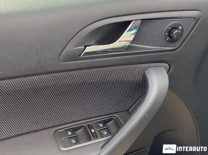 Skoda Yeti 34 skoda Yeti 2013