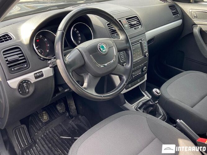 Skoda Yeti 35 skoda Yeti 2013