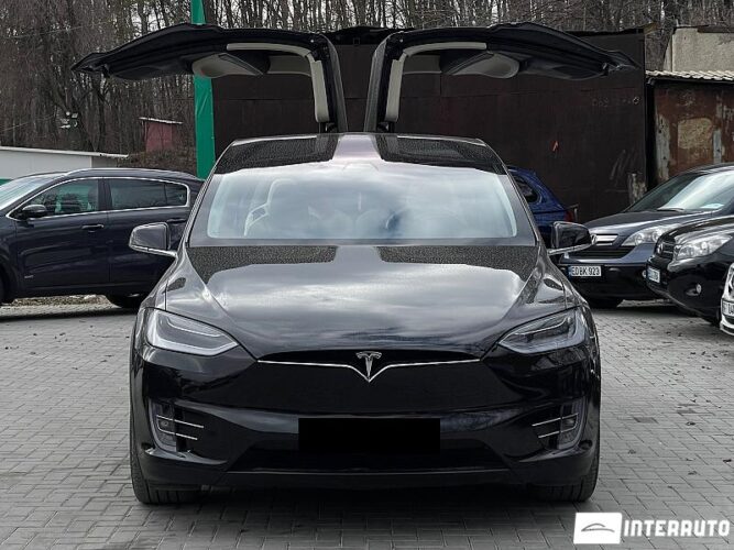 tesla Model X 2018