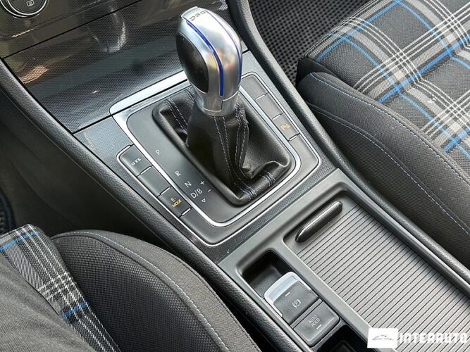 volkswagen Golf GTE 2015