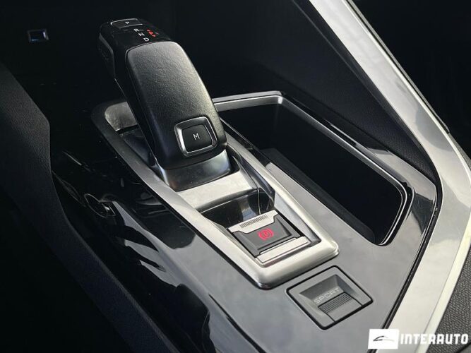 Peugeot 5008 39 peugeot 5008 2018