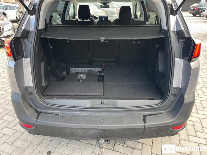 Peugeot 5008 47 peugeot 5008 2018