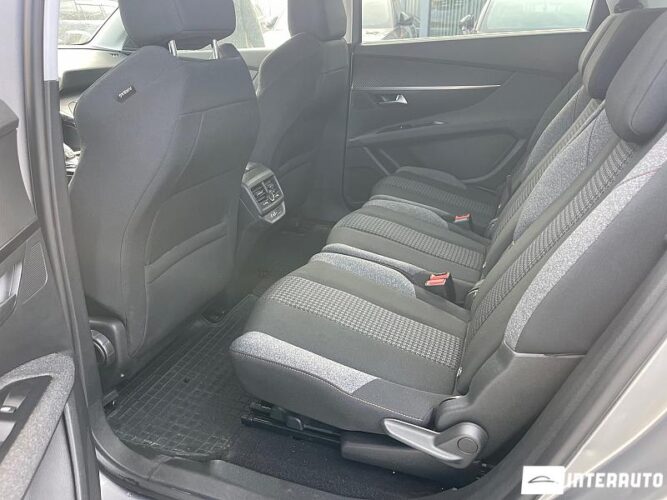 Peugeot 5008 44 peugeot 5008 2018