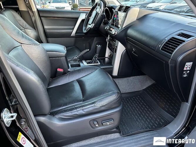 toyota Land Cruiser Prado 2011