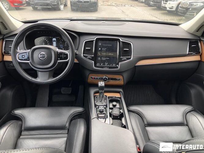 volvo XC 90 2018