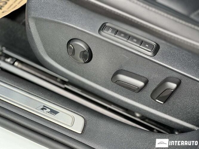 Volkswagen Arteon 44 volkswagen Arteon 2019