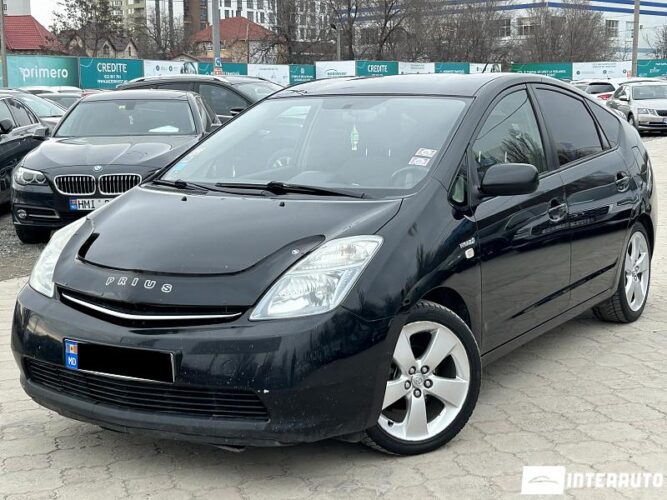 Toyota Prius 2006 doar la InterAuto