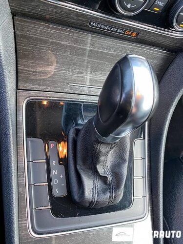 Volkswagen Passat 41 volkswagen Passat 2015