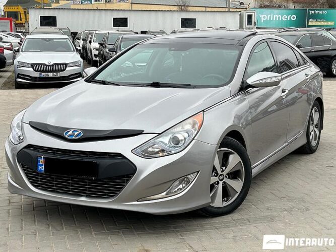 Hyundai Sonata 2012 doar la InterAuto
