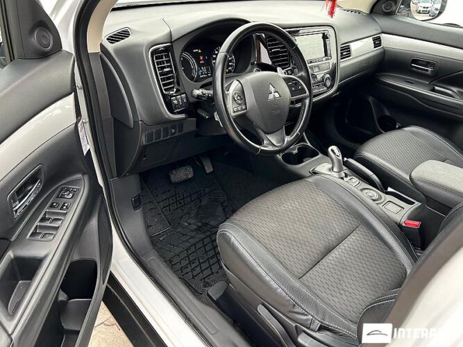 mitsubishi Outlander 2014