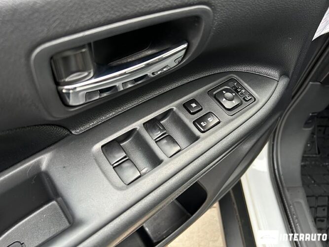 mitsubishi Outlander 2014