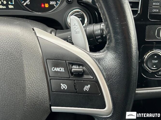 mitsubishi Outlander 2014