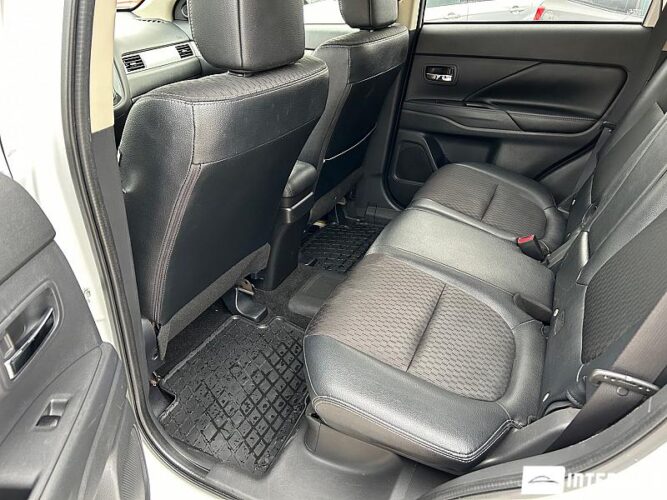 mitsubishi Outlander 2014