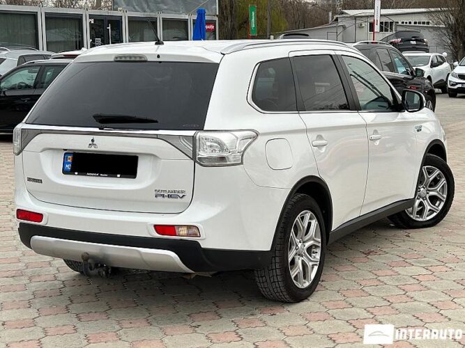 mitsubishi Outlander 2014