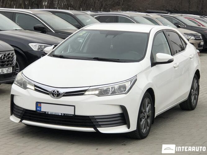Toyota Corolla 2016 doar la InterAuto