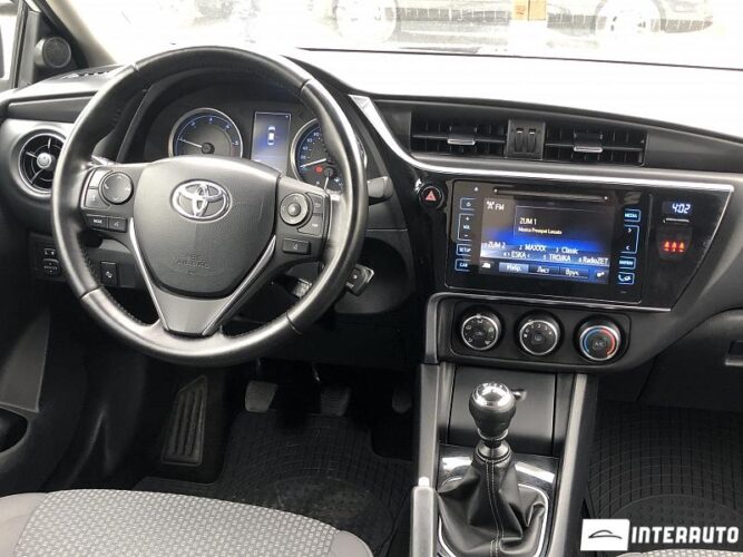 toyota Corolla 2016