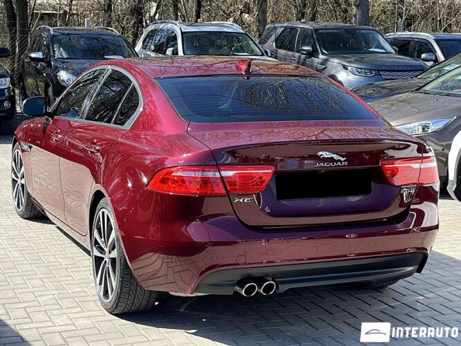 jaguar XE 2016