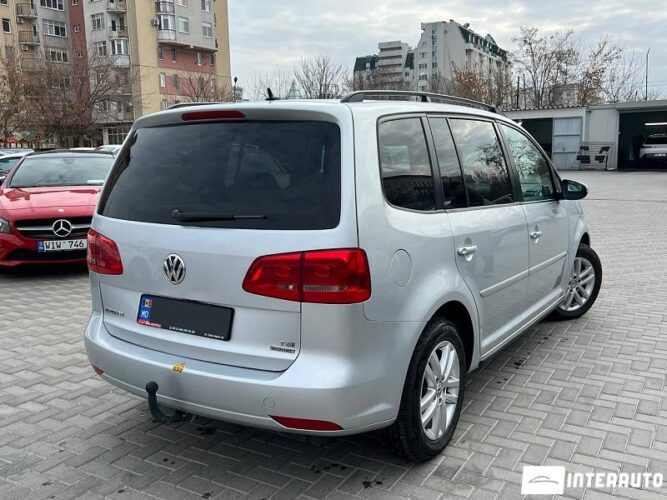 volkswagen Touran 2012