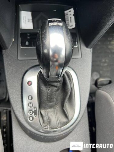 volkswagen Touran 2012